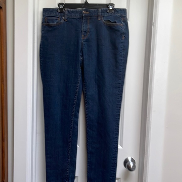 LOFT Denim - Ann Taylor Loft size 12 modern skinny has 1% spandex